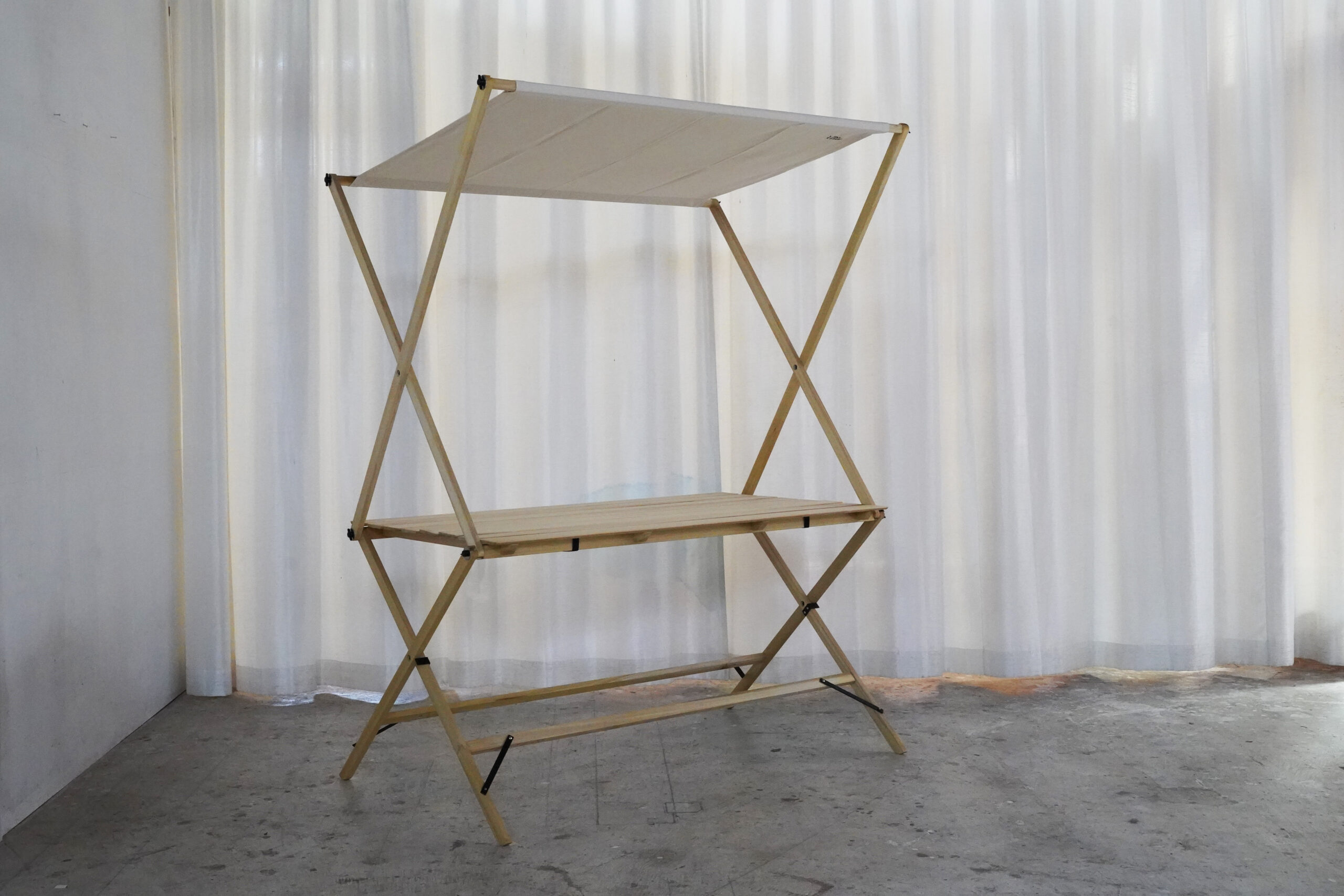 TINY STAND